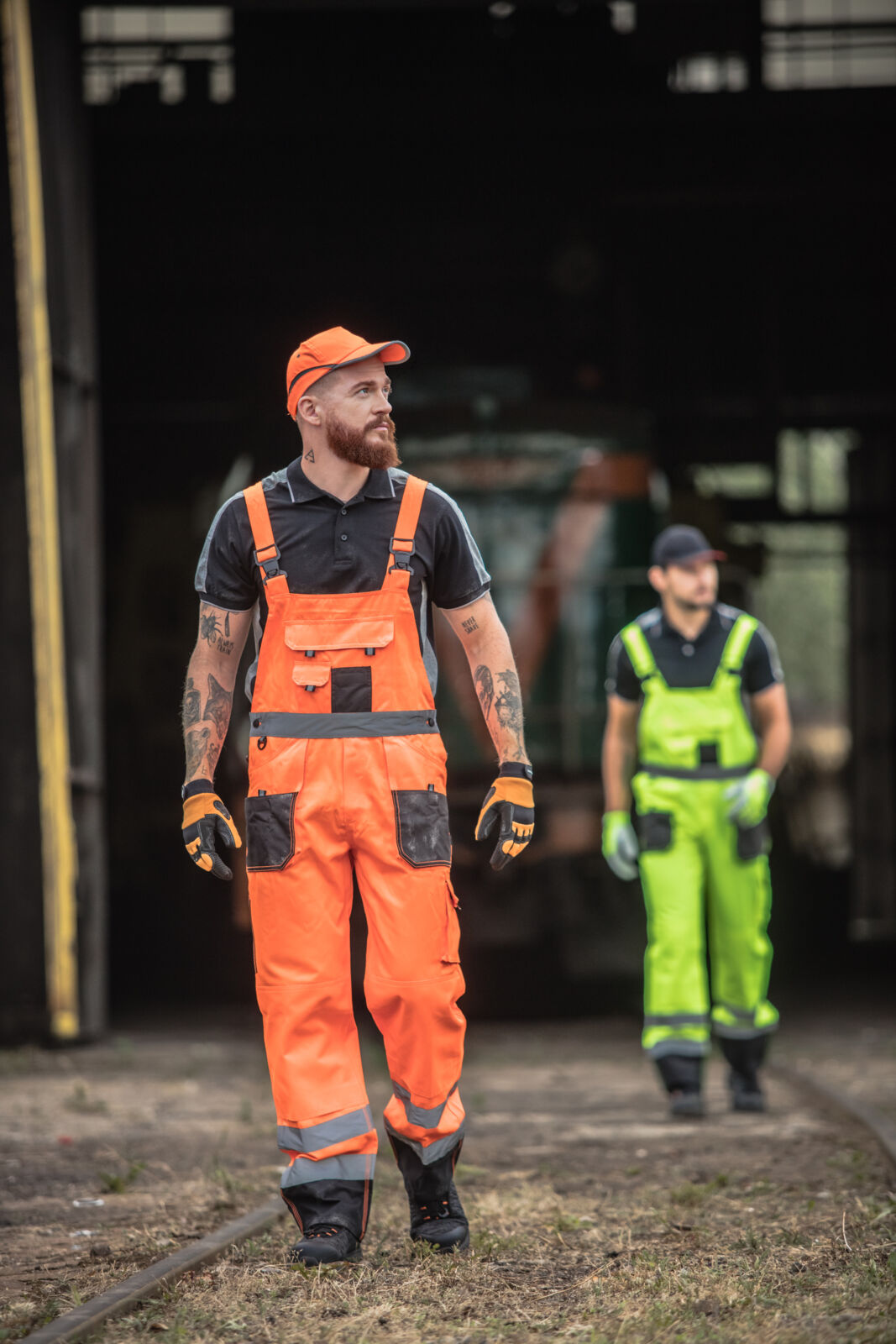 Spodnie ogrodniczki ostrzegawcze robocze Lahti Pro L40615 z Twoim nadrukiem
